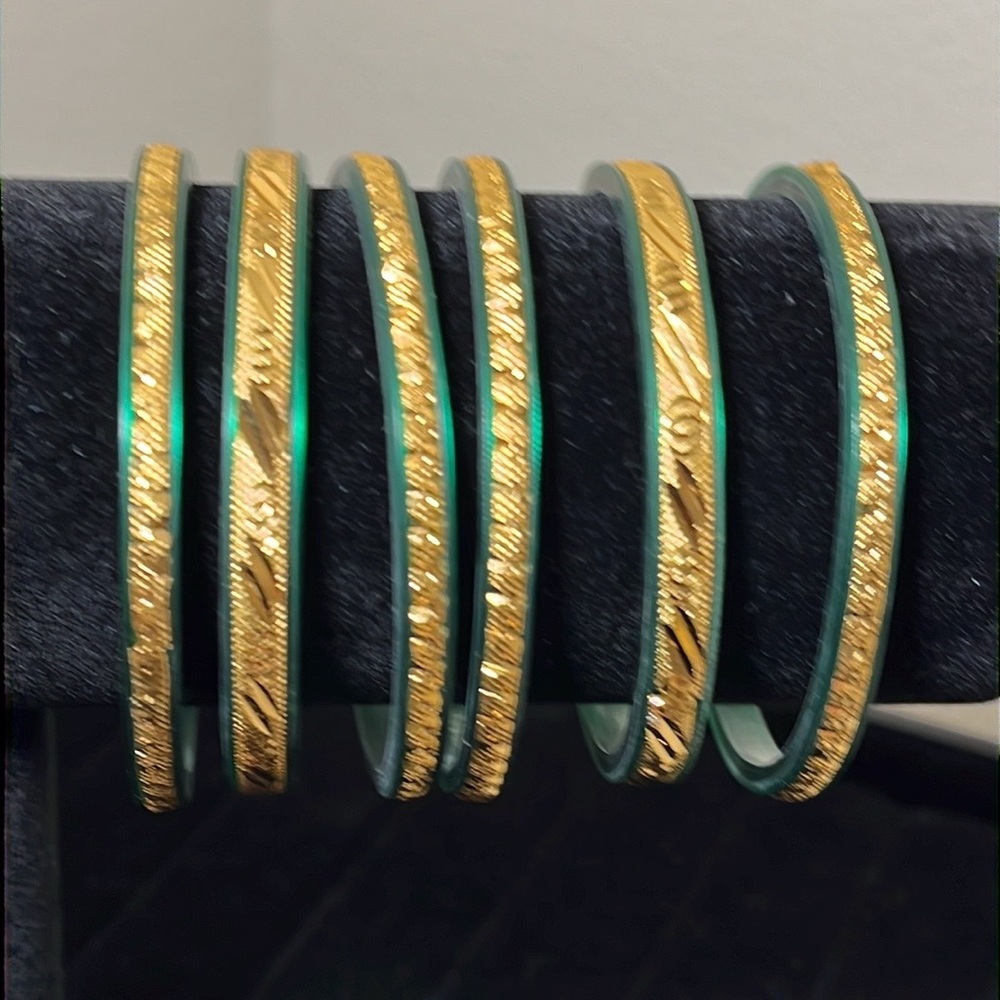 NWT 6 Green/Gold tone Indian Bangles for Women from Efulgenz, size 2-6